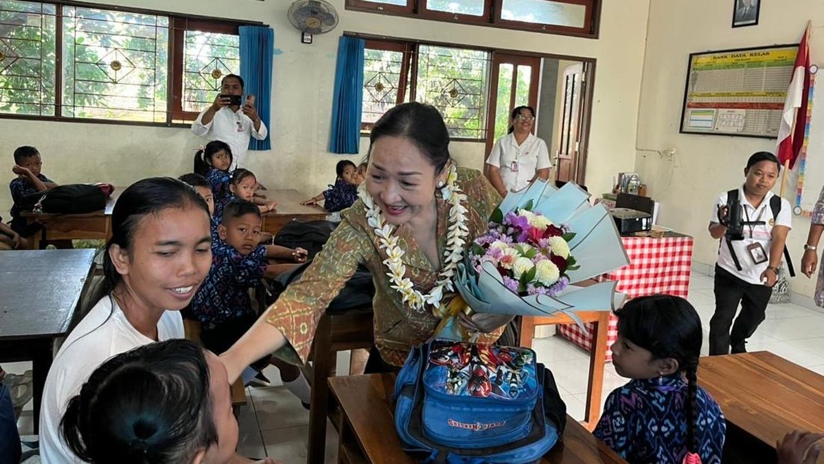 Peningkatan Mutu Layanan Paud Di Gianyar Melalui Pmt Dan Sarana Penunjang Anak Inklusi