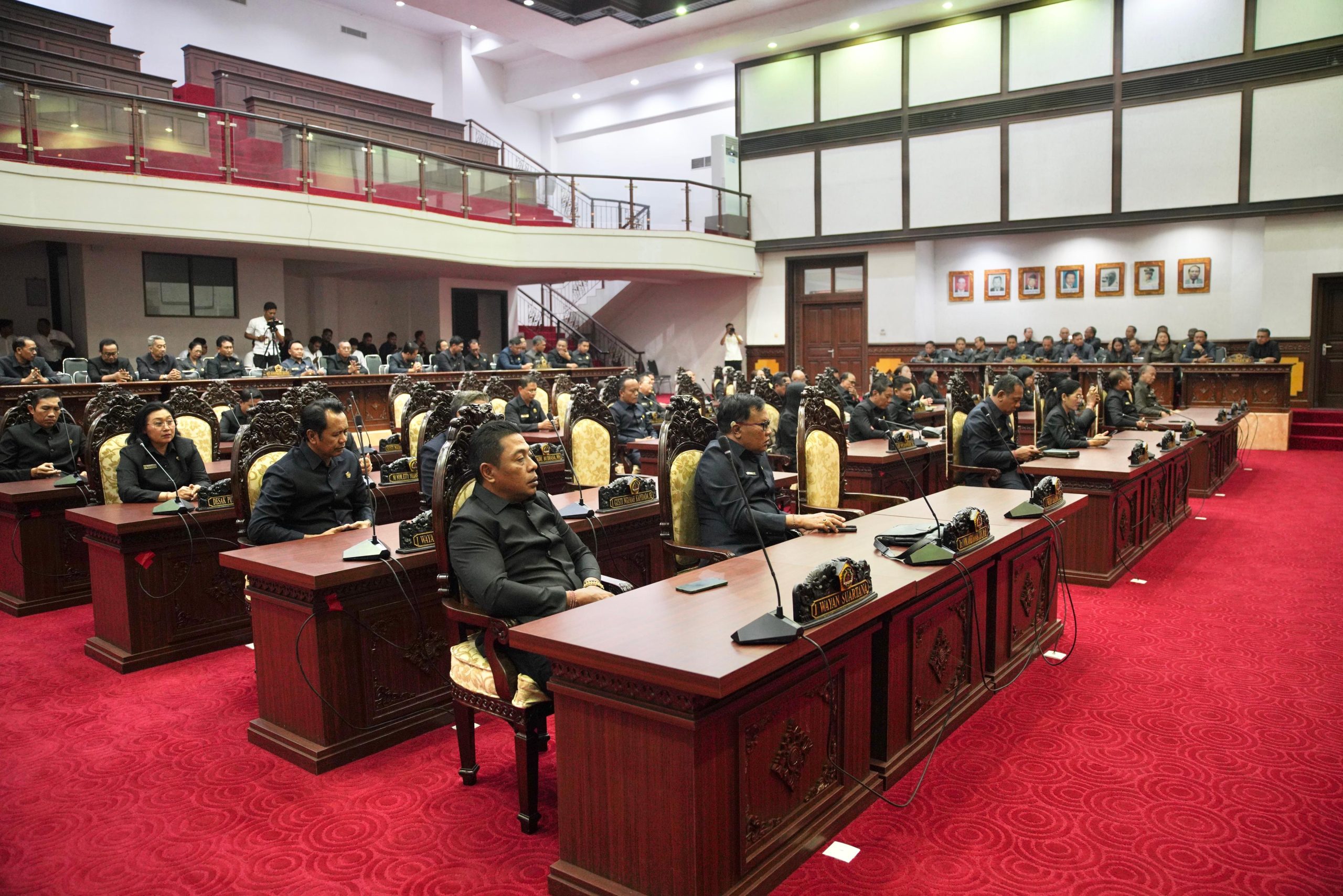 Rapat Paripurna DPRD Gianyar Sahkan Perubahan APBD 2025