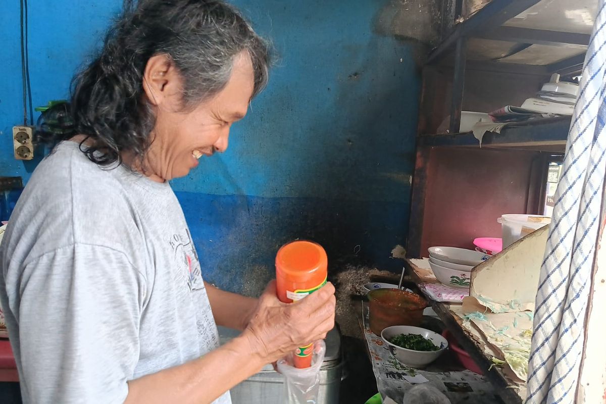 Kisah Hasno, Penjual Bakso Ikan Rp 5.000 di Tengah Wisata Ubud Gianyar